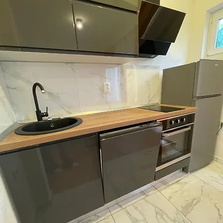 Apartment Roko&lovre Paklenica *